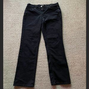 Black Straight Leg Levi's Size 30